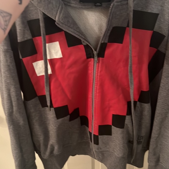 ❤️Love MOSCHINO Oversized Heart Pixel Hoodie - Picture 2 of 15
